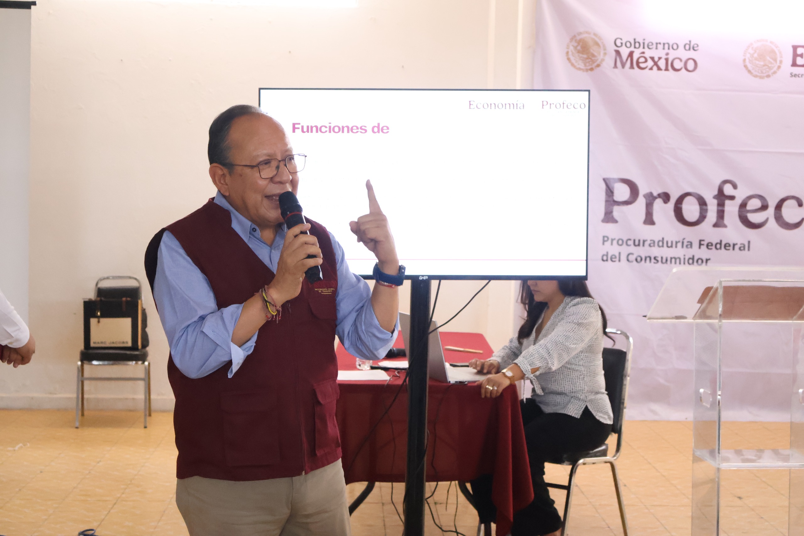 CUAUTEPEC FORTALECE LA DEFENSA DEL CONSUMIDOR Y LA CAPACITACIÓN CIUDADANA JUNTO A PROFECO