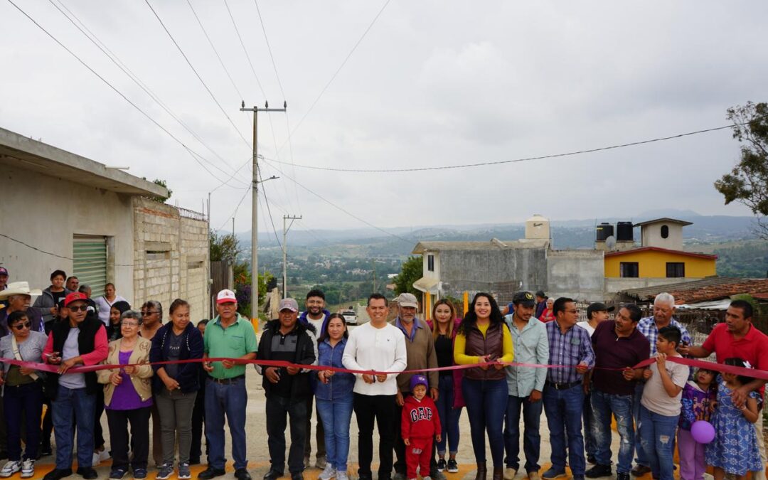 ENTREGA PRESIDENTE ARAUS NUEVA OBRA EN SANTA MARÍA NATIVITAS