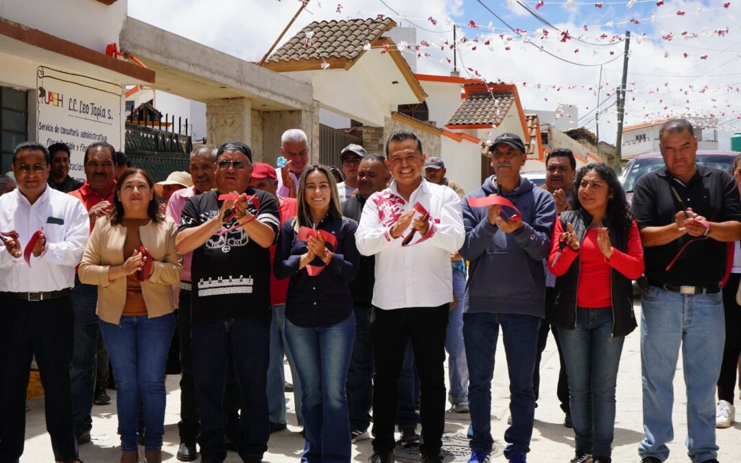 JORGE HERNÁNDEZ ARAUS ENTREGA OBRA HISTÓRICA EN SAN JUAN HUEYAPAN