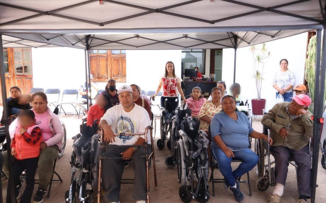 DIF CUAUTEPEC FORTALECE LA INCLUSIÓN CON EGUNDA ENTREGA DE SILLAS DE RUEDAS A PERSONAS VULNERABLES