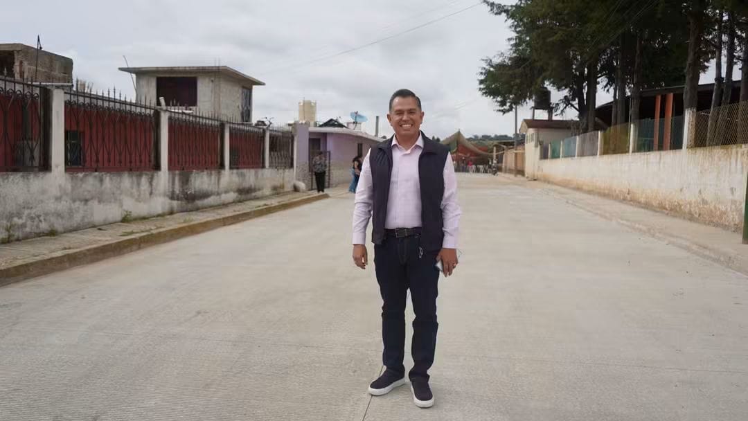 TEZONCUALPAN HACE REALIDAD UNA OBRA QUE TRANSFORMA SU CAMINO Y SU COMUNIDAD